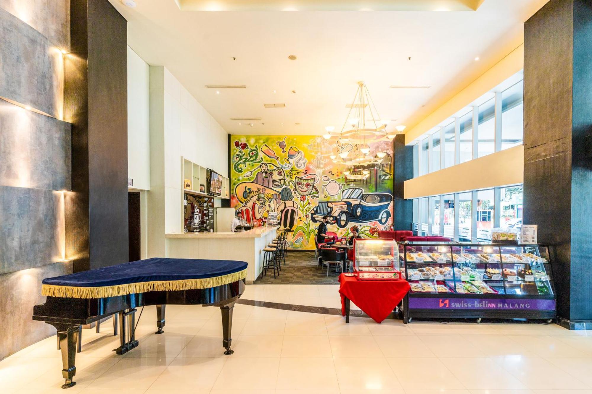 Swiss-Belinn Malang Ngoại thất bức ảnh