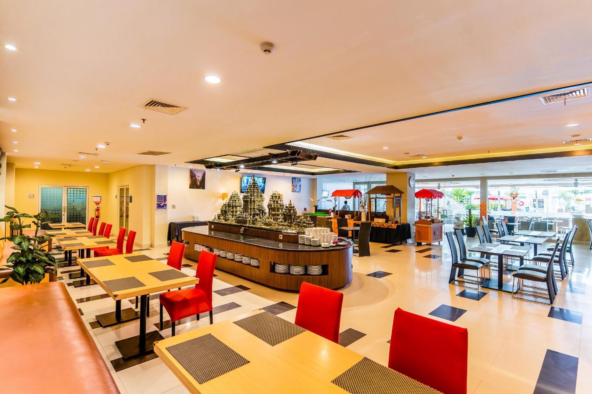 Swiss-Belinn Malang Ngoại thất bức ảnh